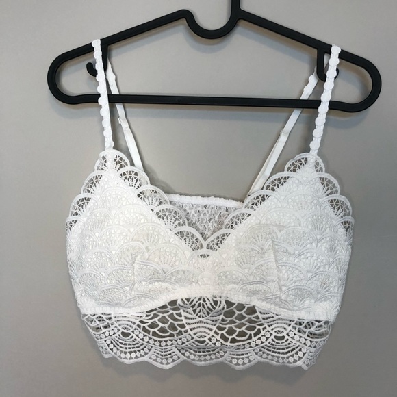 Other - SOLD Brand new lace bralette